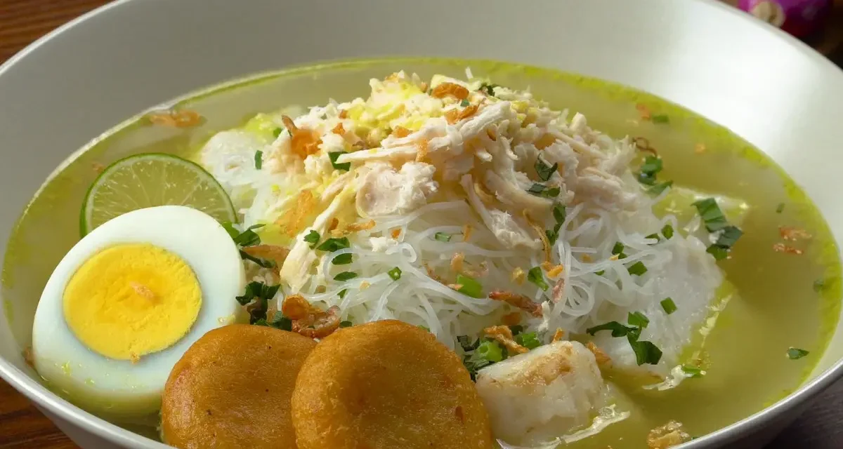 Soto Banjar: Keistimewaan Kuah Gurih Khas Kalimantan Selatan