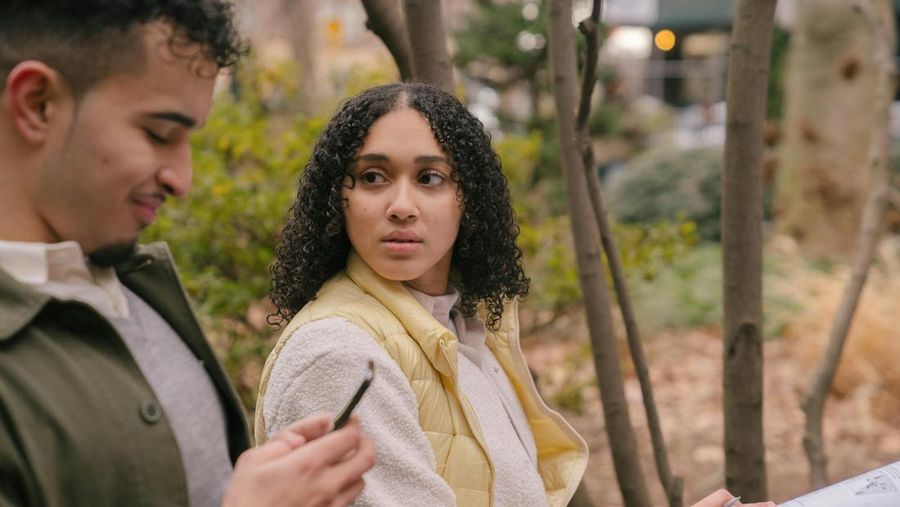 Dating App Makin Di Tinggalkan, Mak Comblang Jadi Alternatif Cari Jodoh