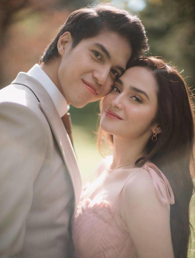 Taman Cinta: Prewedding El Rumi & Syifa Hadju Di Kew Gardens