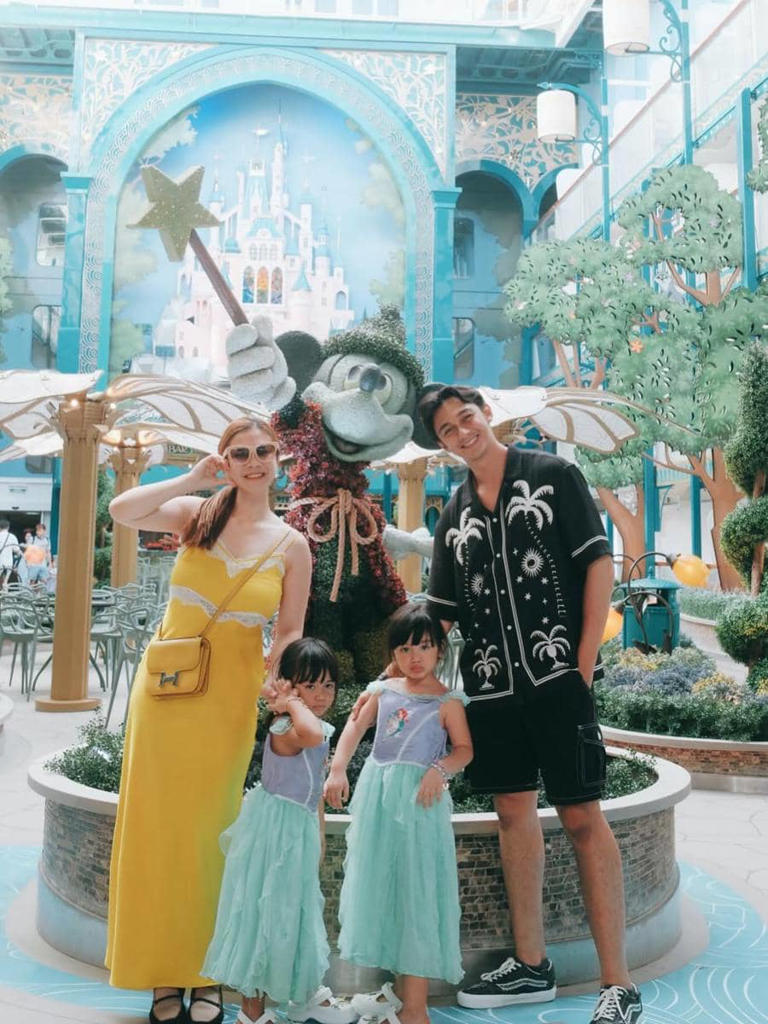 Momen Bahagia Felicya Dan Hito Di Disney Cruise Singapore!