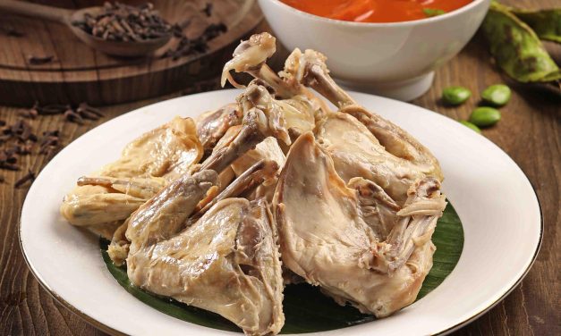 Ayam Pop: Hidangan Sederhana Minang & Rasa Luar Biasa