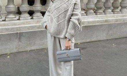Tips Mix And Match Sweater Rajut Wanita Agar Tetap Stylish