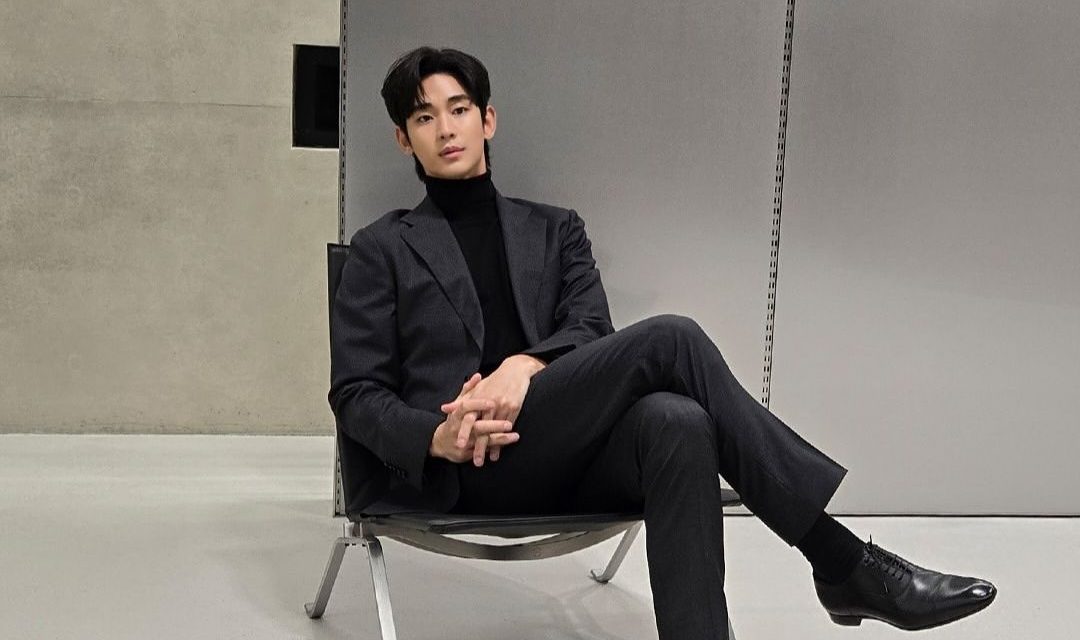 Tak Terbendung! Kim Soo Hyun Banjir Tawaran Usai Vakum