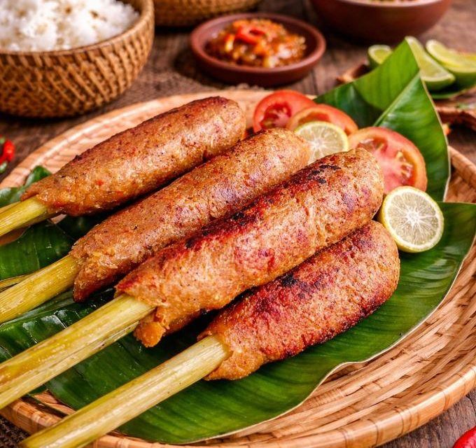 Lezat Dan Beraroma! Ini Keunikan Sate Lilit Khas Bali
