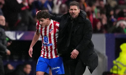 Alvarez Jadi Sasaran Suporter Atletico, Simeone Buka Suara