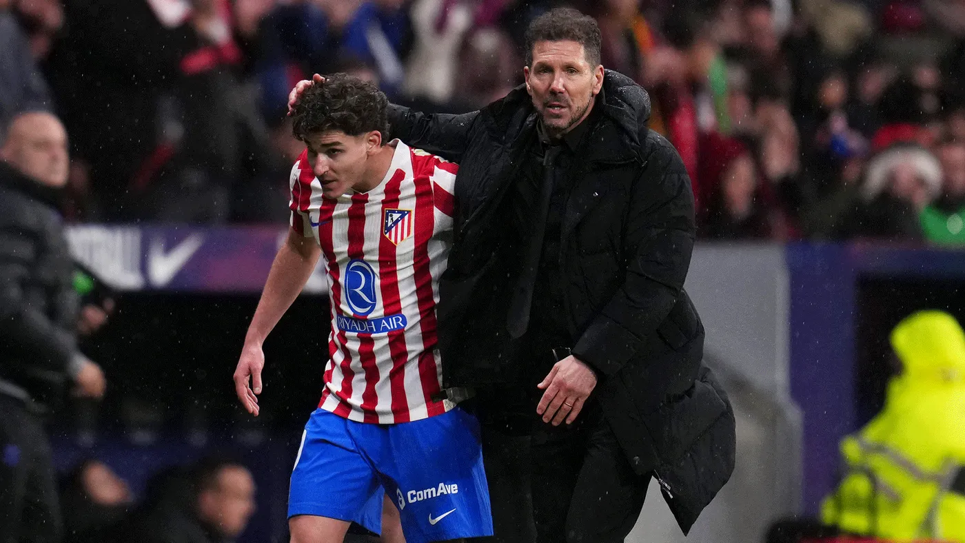 Alvarez Jadi Sasaran Suporter Atletico, Simeone Buka Suara