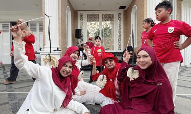 Ria Ricis Dan Keluarga Bikin Heboh Saat Ikut Lomba 17 Agustus