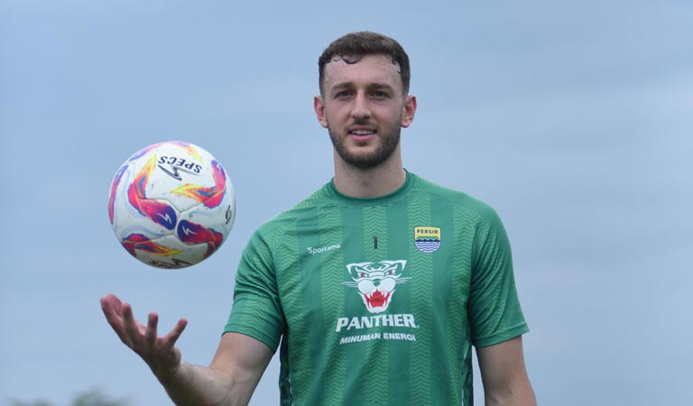 Adam Pryzbek Resmi Punya Klub Baru Usai Tinggalkan Persib