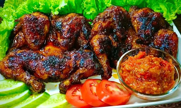 Aromanya Bikin Laper! Ayam Golek Selalu Jadi Buruan Utama