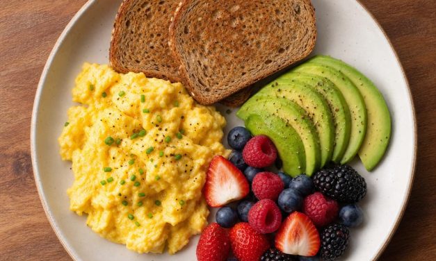 Pilihan Sarapan Cerdas! Telur Dan Buah Segar Kaya Nutrisi